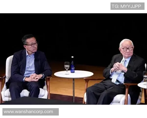 专访羽毛球明星周丽探索她成功背后的秘诀与心路历程