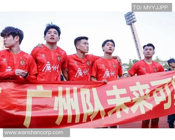 广州篮球队实力引发热议球迷观点分歧背后的深层原因探讨